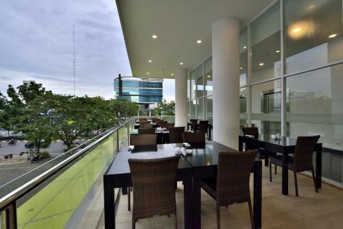 Whiz Hotel Sudirman Pekanbaru