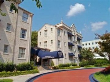 The Artmore Hotel