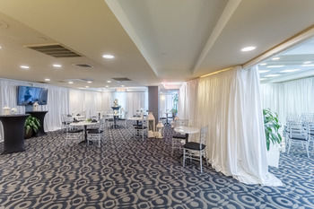 The Artmore Hotel