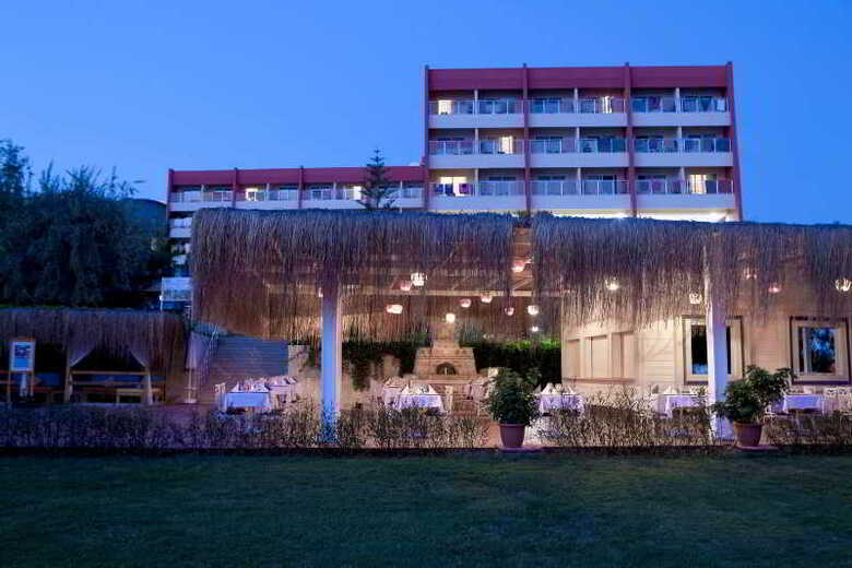 Hotel Emir Beach