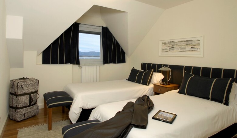 Hotel Cilene Del Faro Suites & Spa