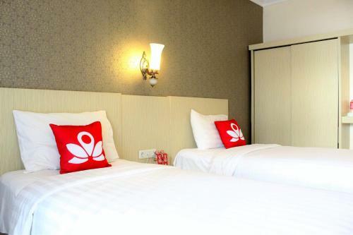 Hotel Zen Rooms G Bawakaraeng 121