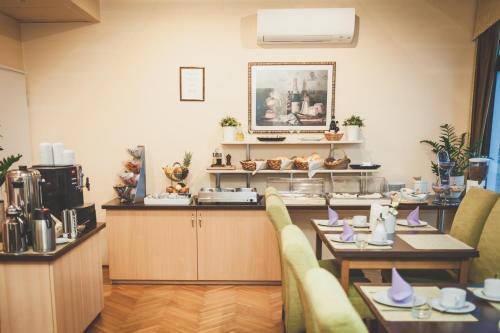 Bed & Breakfast Korona Pension And Restaurant