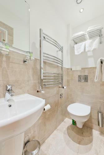 4 Bed House In Ballsbridge