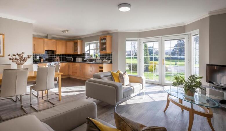 The Gleneagle River Apartments
