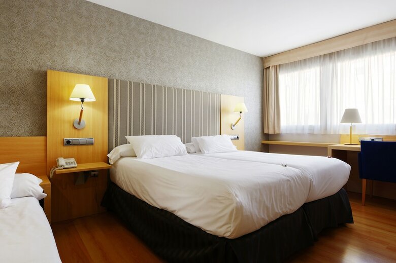 U Hotel Villa-gom�