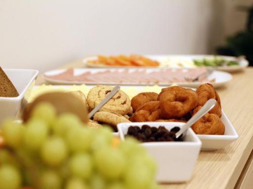 Bed & Breakfast Kef Guesthouse At Gr�n�svegur