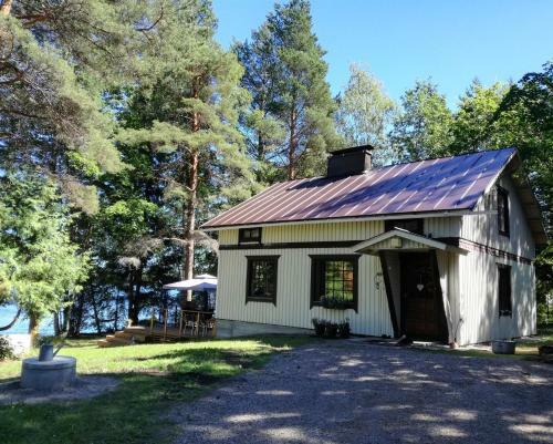 Villa Halkolanniemi