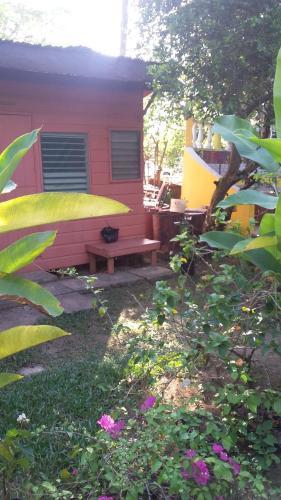 Hotel Secret Cabins At Firefly Beach Cottage