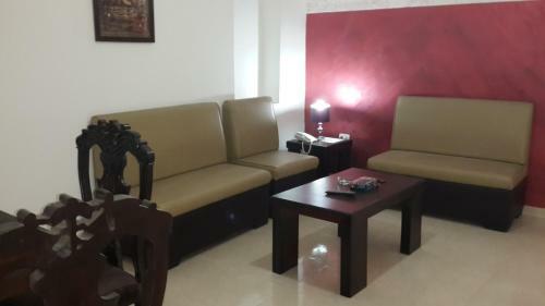 Al Fakher Hotel Apartments & Suites