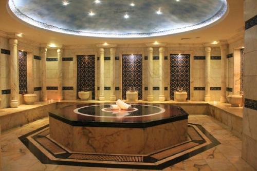 Thousand Nights Hotel