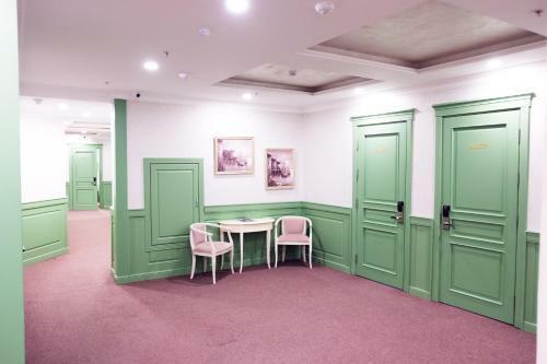 Grand Sapphire Hotel