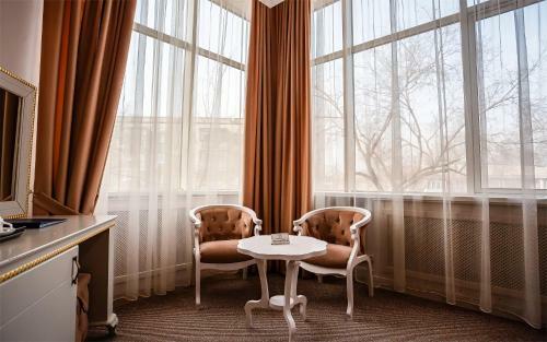 Grand Sapphire Hotel