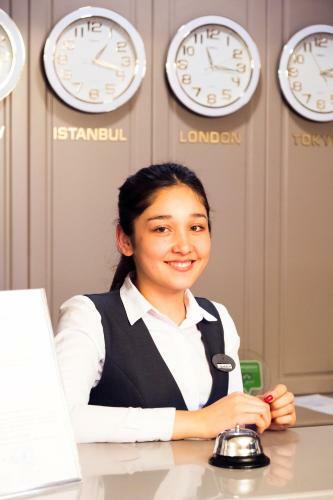 Grand Sapphire Hotel