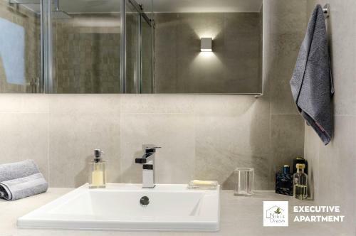 Nikis Dream Luxury Apartments