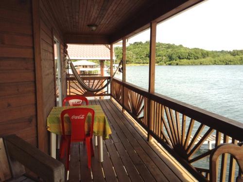 Bed & Breakfast Sail Inn Of Roatan