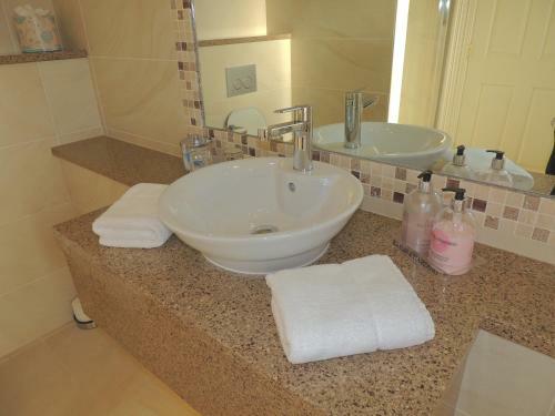 Hotel St Kyrans Country House & Restaurant