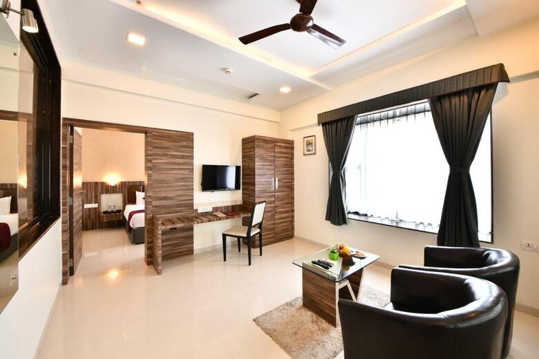 Hotel Vits Sagar Plaza, Pune Chakan