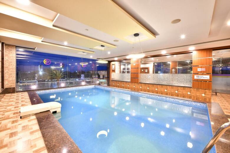 Hotel Vits Sagar Plaza, Pune Chakan