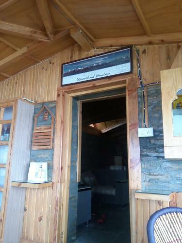 Panchachuli House
