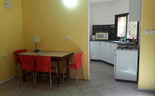Hostal Lesanel - Guest House