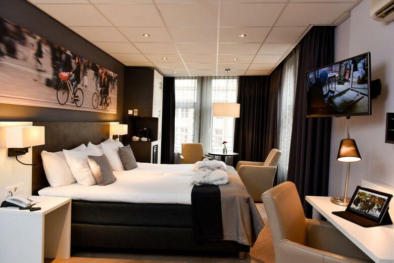 Hotel Amsterdam De Roode Leeuw