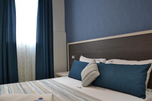 Hostal Affittacamere Torre Lapillo