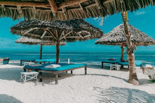 Malaika Beach Villas