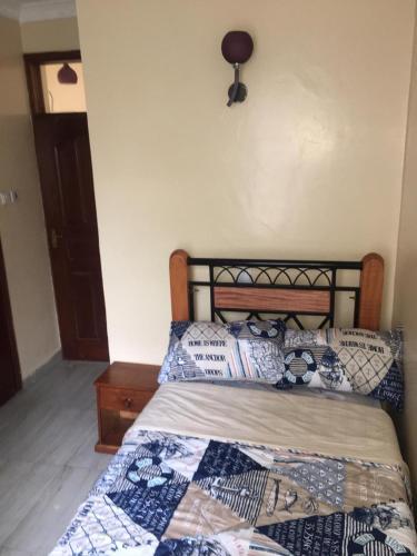 Beautiful Ensuite Room In An Elegant Home....