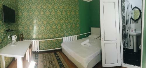 Holiday Hostel House