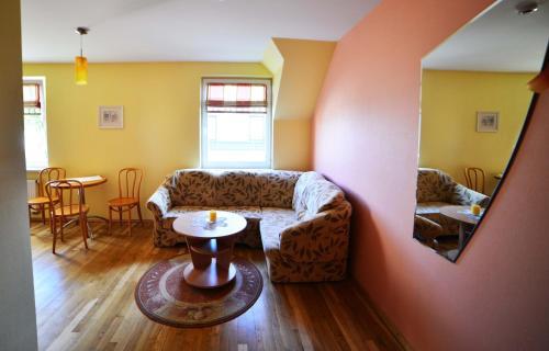 Hostal Birutes Apartments