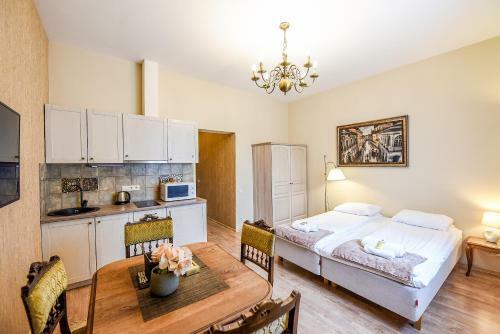 Hostal Kubu Guest House