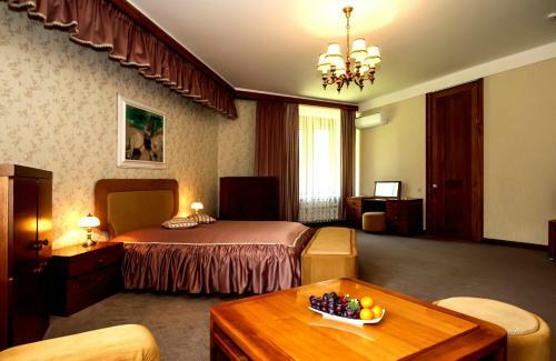 Hotel Auska