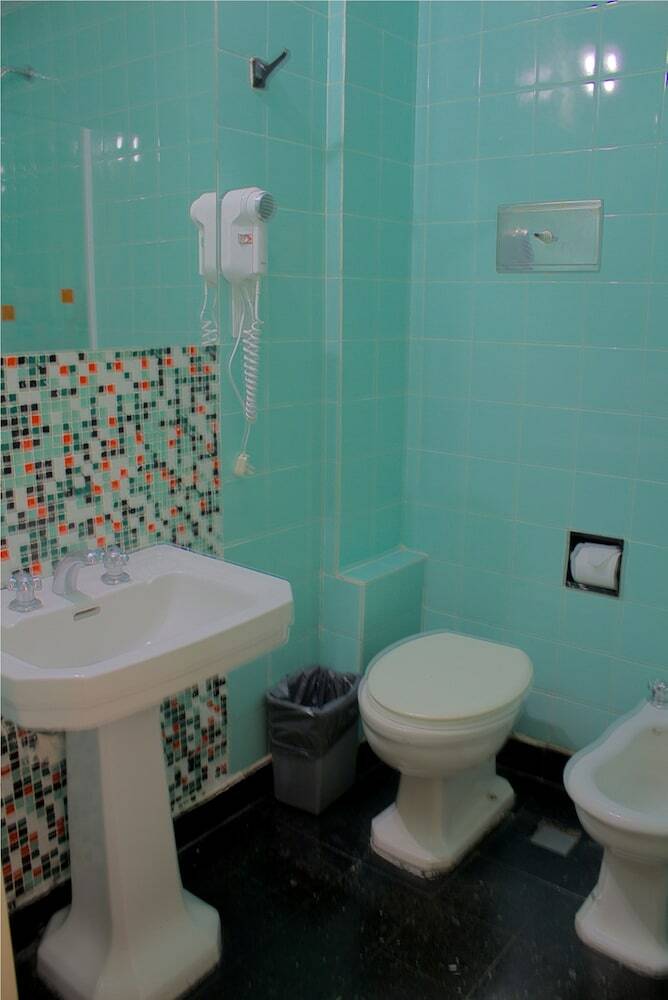 Hostal Florida Suites