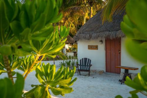 Hotel & Caba�as Zazil Kin Tulum