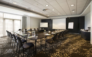 Hotel Holiday Inn Melbourne Airport