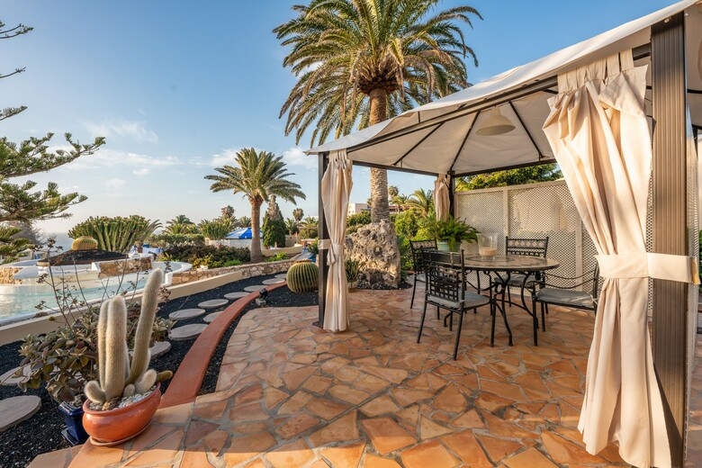 Hotel Livvo Risco Del Gato Suites