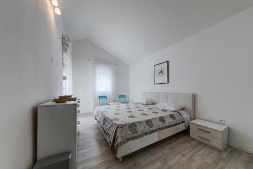 Apartments Frezija