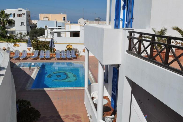 Hotel Cyclades