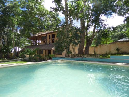 Hotel Caba�as Y Hostal Zoh Laguna
