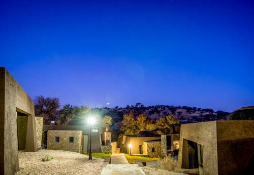 Daan Viljoen Game Lodge