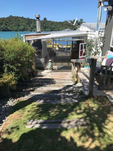 Bed & Breakfast 36 Steps To The Beach