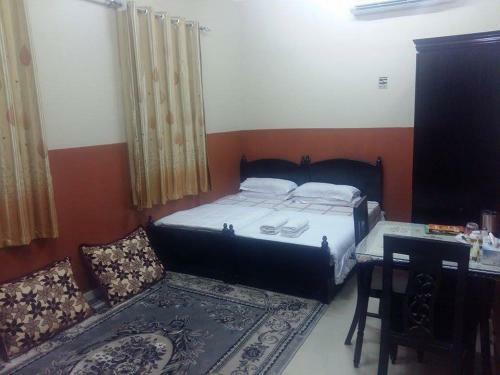 Five Continents Hotel