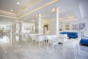 Hotel Playa De Muro Suites