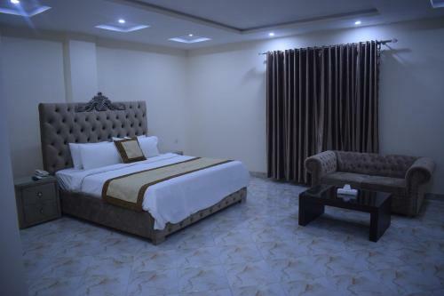 Grand Millennium Hotel