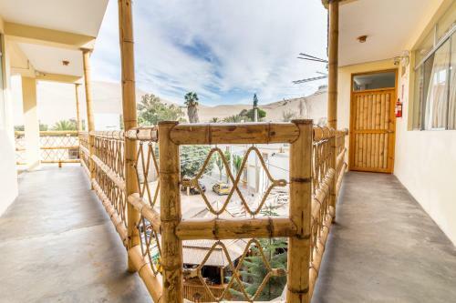 Hostal La Casa De Bamboo