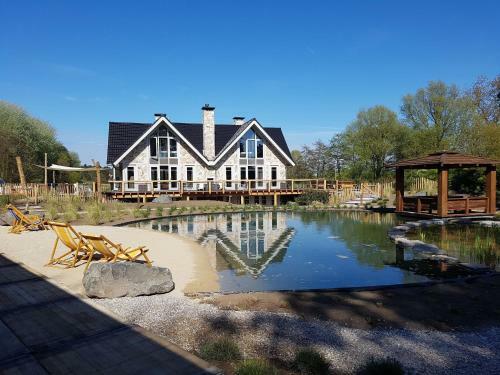 Luxurious Holiday Home With Jacuzzi In Noordwijk