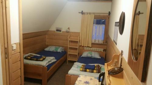Camping Harenda Pokoje Go?cinne I Domki