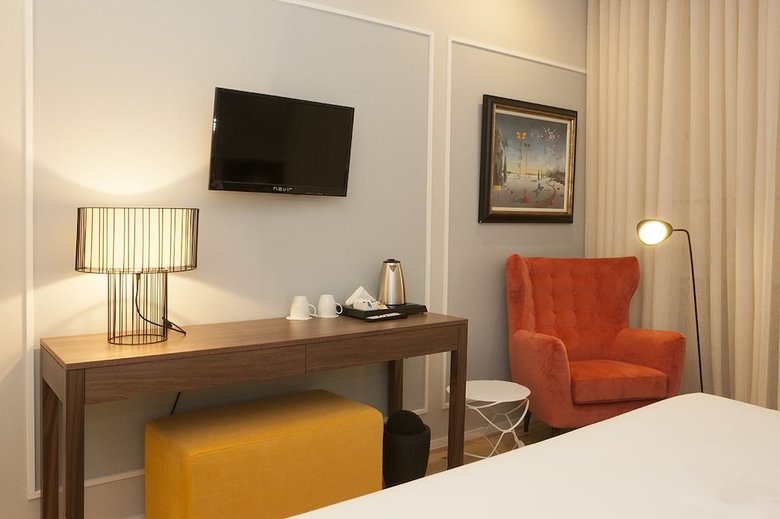 Bed & Breakfast In Porto Gallery Guesthouse