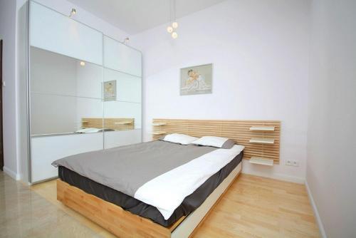 Apartamenty Szeroka - Old Town Holidays Home